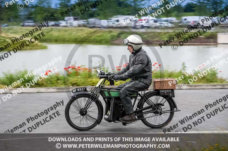 Vintage motorcycle club;eventdigitalimages;no limits trackdays;peter wileman photography;vintage motocycles;vmcc banbury run photographs